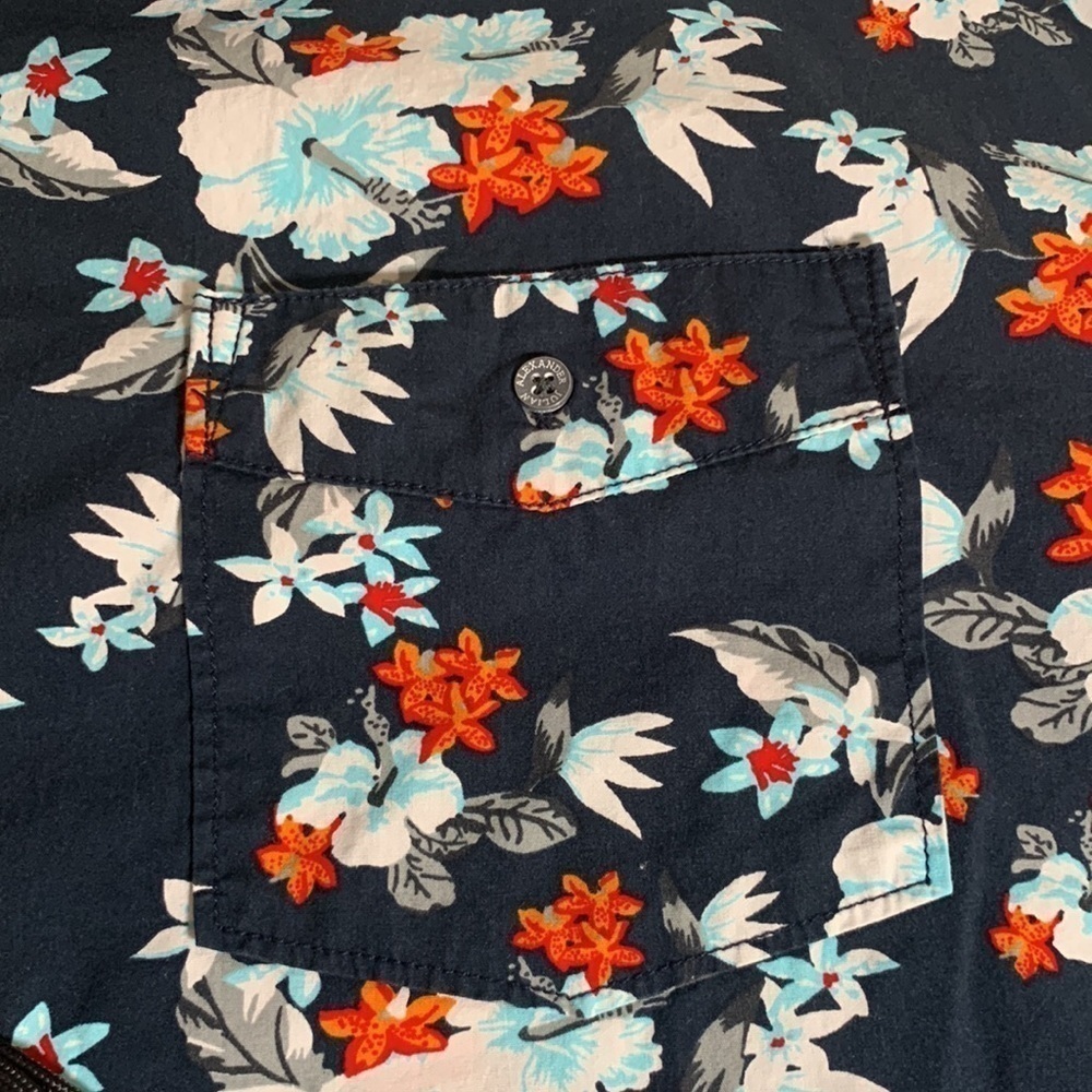 COLOURS Alexander Julian Cotton Hawaiian Shirt - Picture 7 of 9